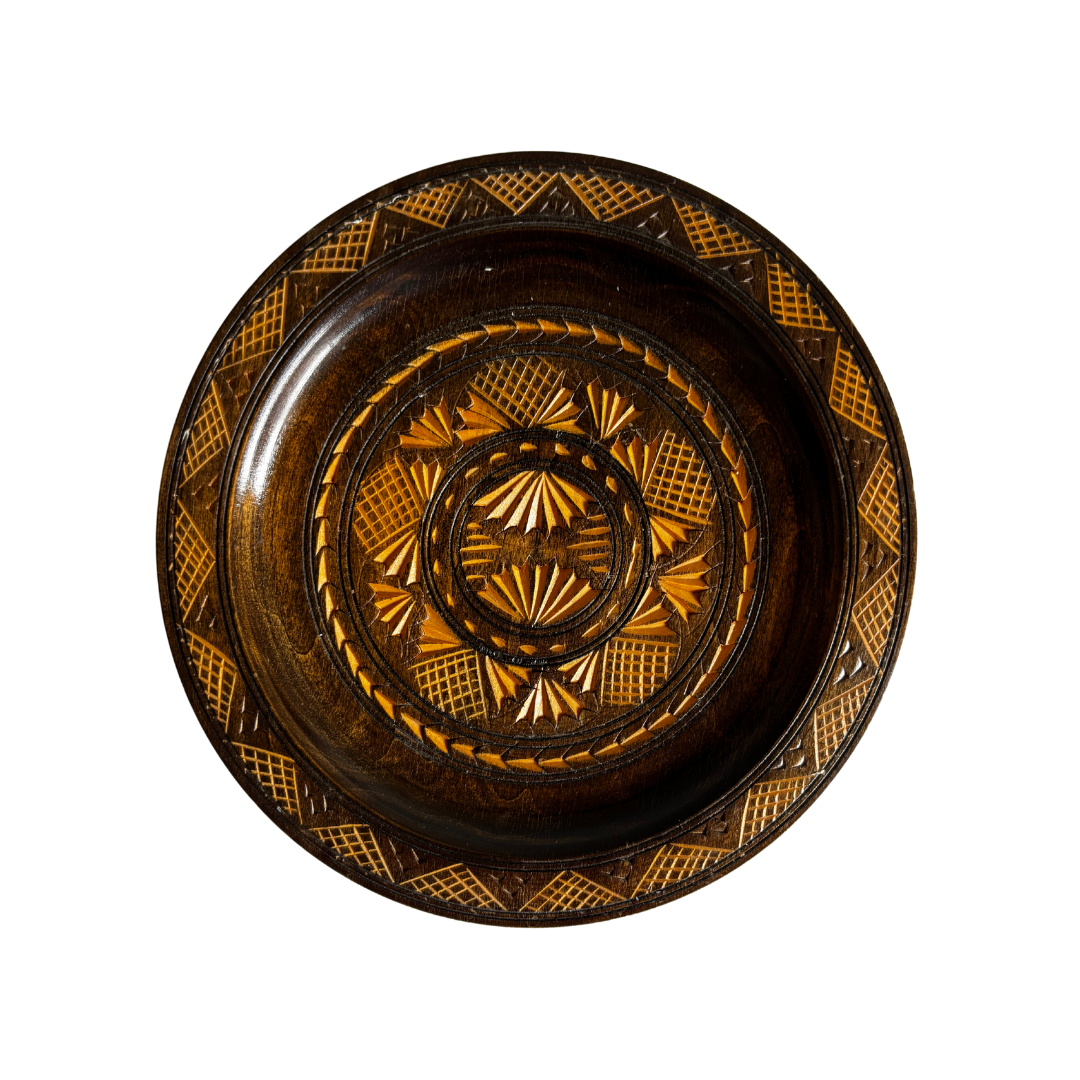 Vintage Wooden Carved Plate (19.5 cm)