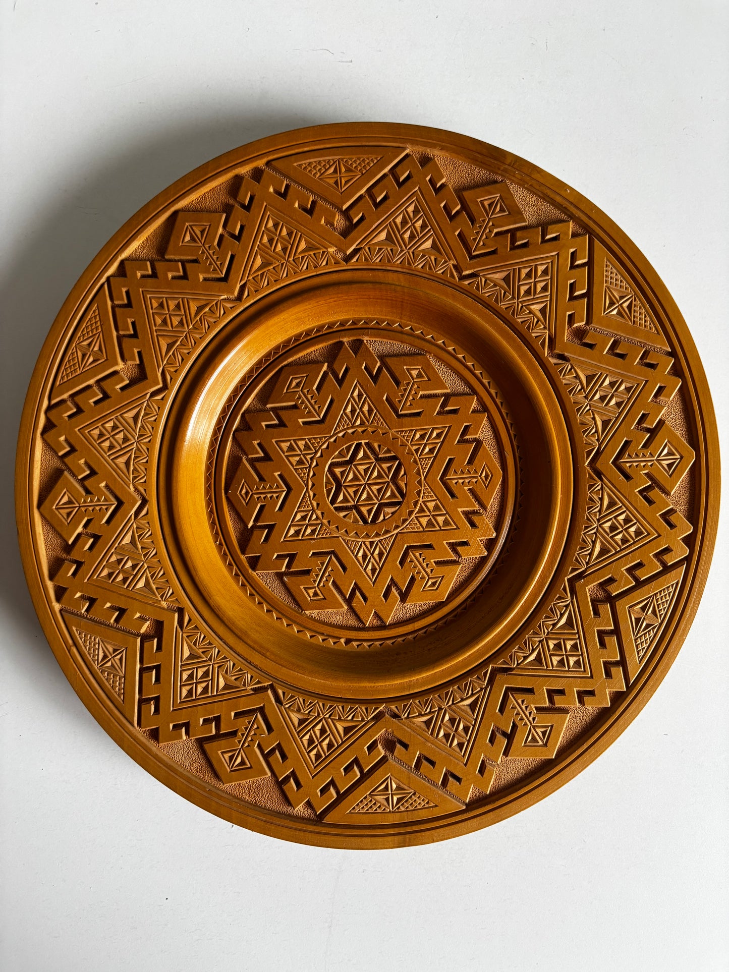 Vintage Large Wooden Decorative Plate (28 cm)