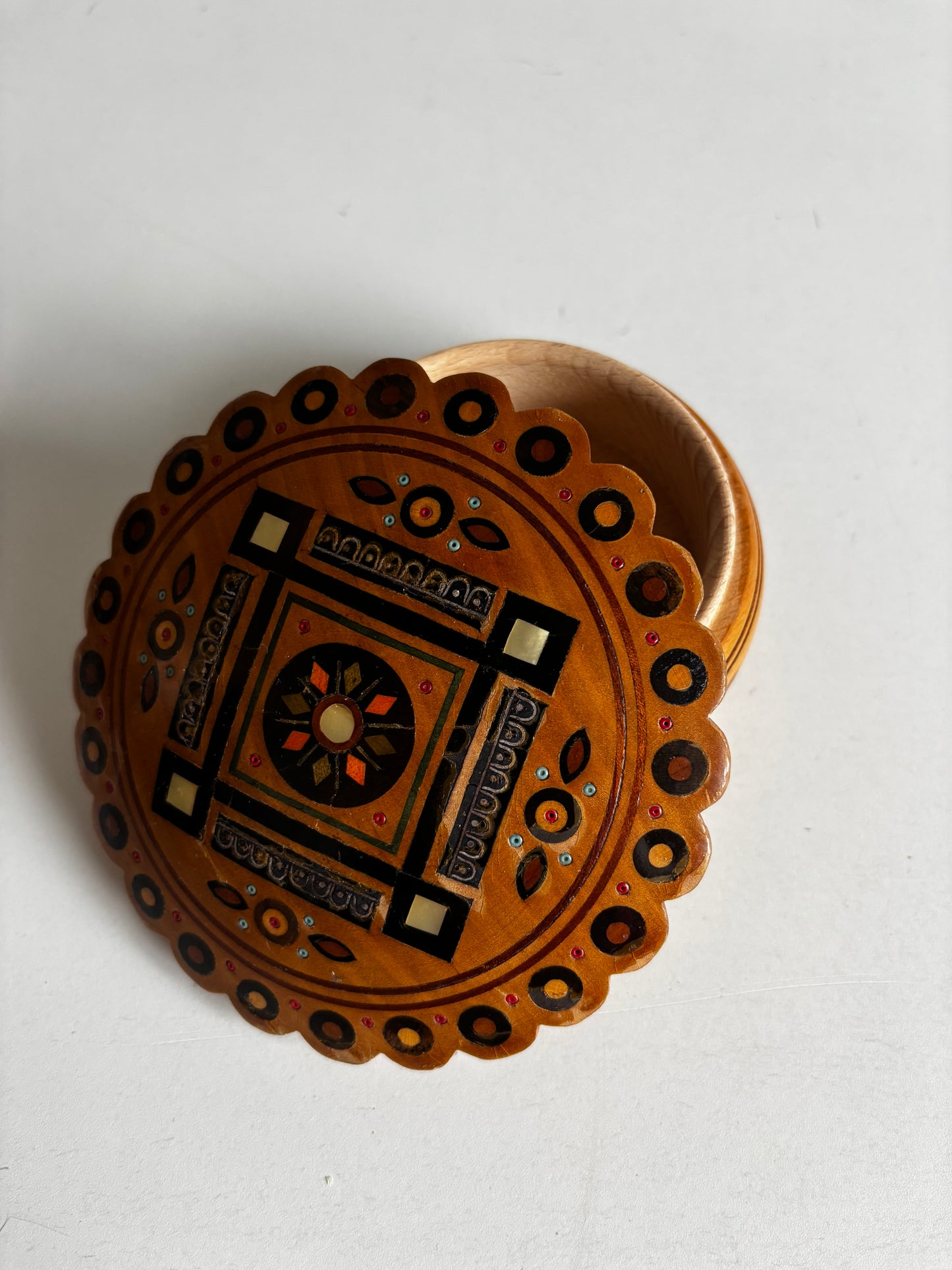 Vintage Inlay Jewellery Box